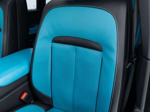 Certified 2024 Rolls-Royce Cullinan w/ Cullinan Package AWD/4WD image 19