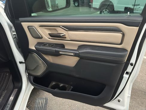 Used 2021 RAM 1500 Limited AWD/4WD image 9