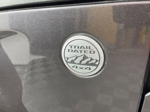 Used 2018 Jeep Wrangler Unlimited Sport S image 13