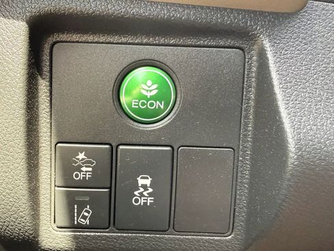 Used 2022 Honda HR-V EX image 25