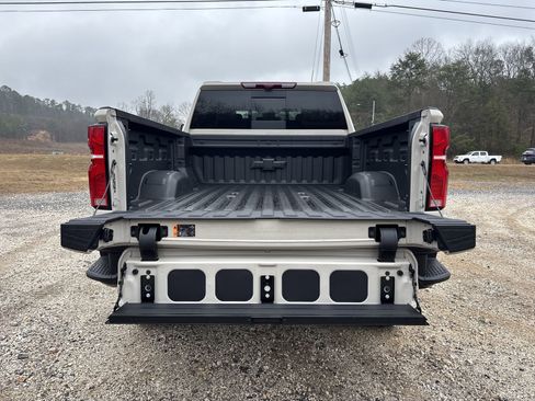 New 2026 Chevrolet Silverado 2500 ZR2 image 26