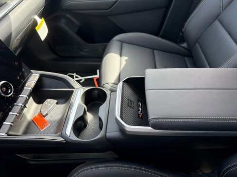 New 2026 GMC Terrain Elevation w/ Elevation Premium Package image 21