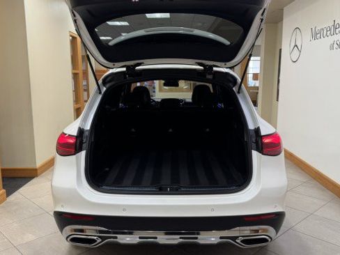 Certified 2025 Mercedes-Benz GLC 300 image 24