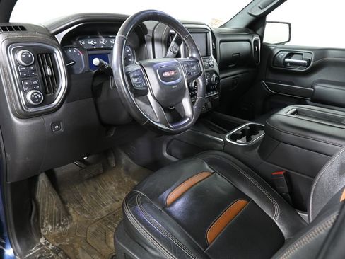 Used 2019 GMC Sierra 1500 AT4 w/ AT4 Premium Package image 4