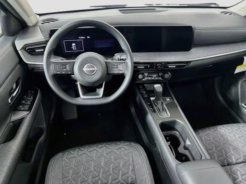 New 2026 Nissan Kicks SV w/ SV Premium Package AWD/4WD image 19