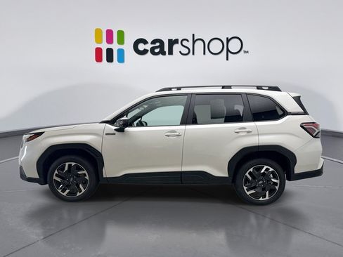 Used 2025 Subaru Forester Premium AWD/4WD image 2