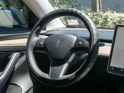 Used 2023 Tesla Model 3 Standard Range RWD image 14