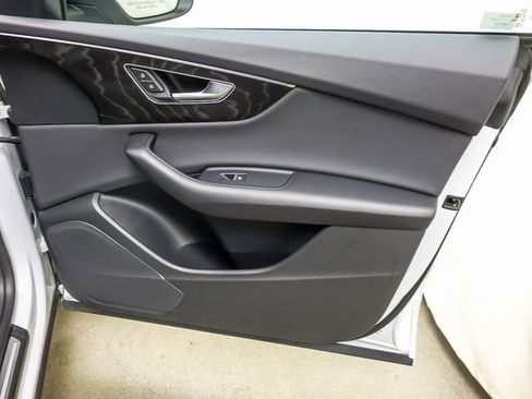 Used 2023 Audi Q8 Premium w/ Convenience Package image 36