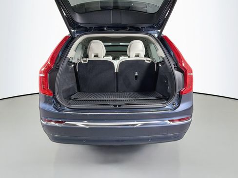 Certified 2023 Volvo XC90 B6 Ultimate w/ Protection Package Premier image 27