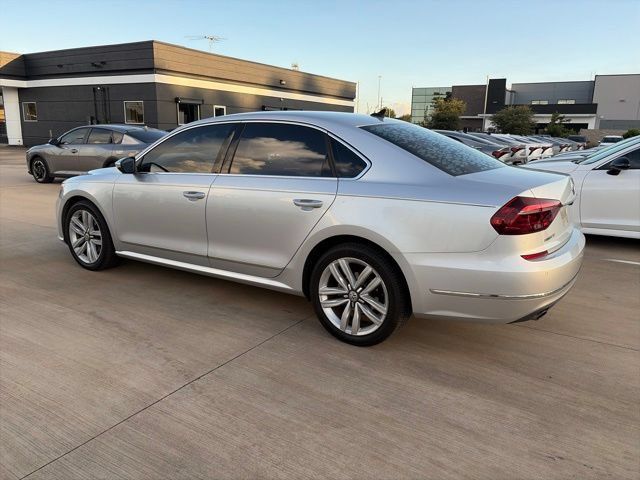 Used 2017 Volkswagen Passat 1.8T SE FWD image 3