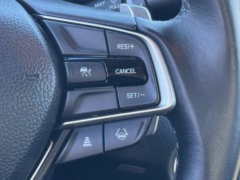 Used 2022 Honda Accord EX-L image 17