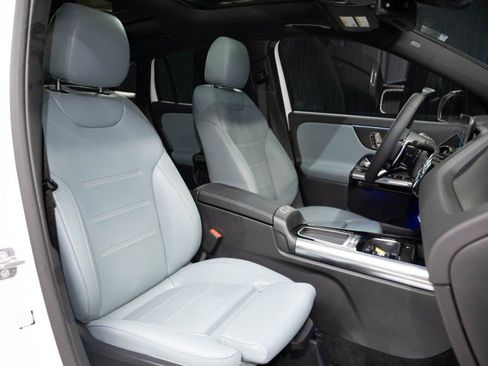 New 2026 Mercedes-Benz GLA 35 AMG 4MATIC image 13