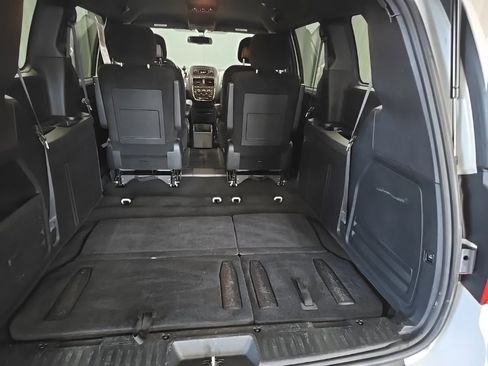 Used 2015 Dodge Grand Caravan SE w/ Quick Order Package 29E SE image 11