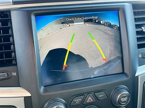 Used 2022 RAM 1500 Classic SLT w/ Electronics Group image 14