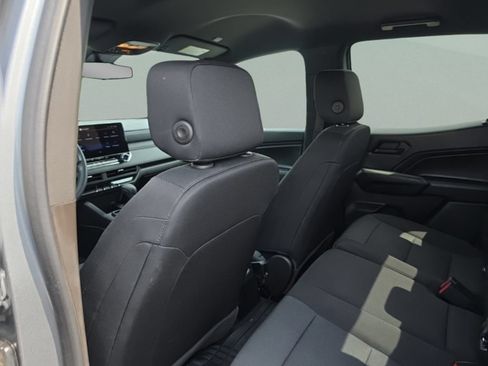 Used 2023 Chevrolet Colorado W/T RWD image 23