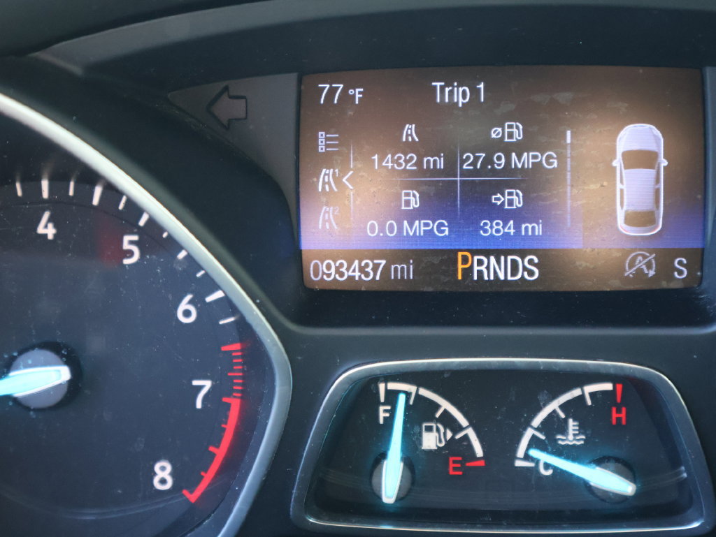 Used 2017 Ford Escape SE FWD image 28