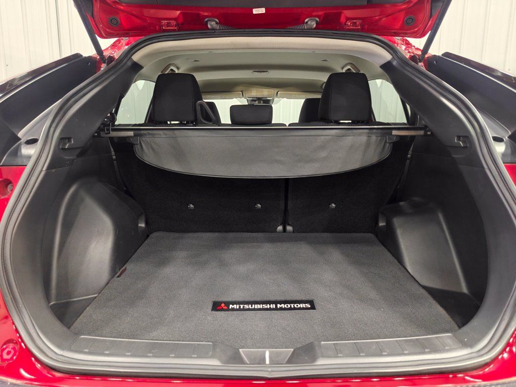 Used 2023 Mitsubishi Eclipse Cross LE AWD/4WD image 33