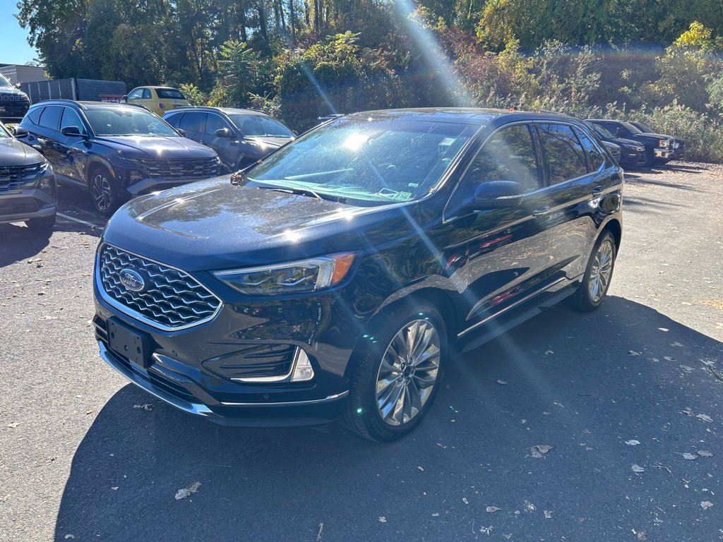 Used 2020 Ford Edge Titanium w/ Equipment Group 301A AWD/4WD image 8