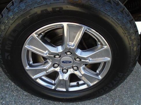 Used 2015 Ford F150 Lariat w/ Equipment Group 502A Luxury image 26