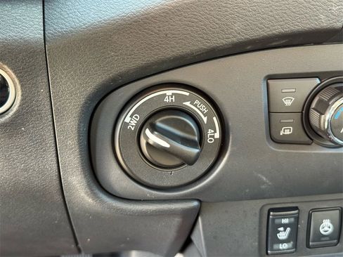 Used 2024 Nissan Frontier PRO-4X w/ Pro Premium Package image 32