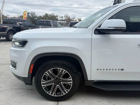 Used 2022 Jeep Wagoneer Series II image 14