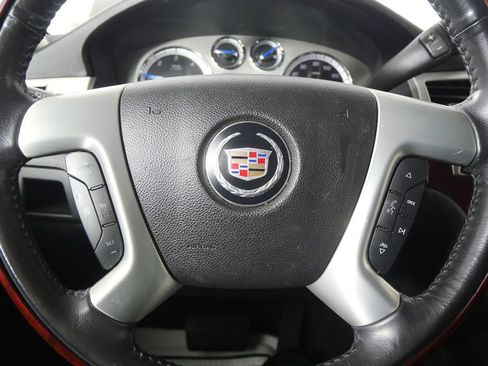Used 2010 Cadillac Escalade AWD image 20