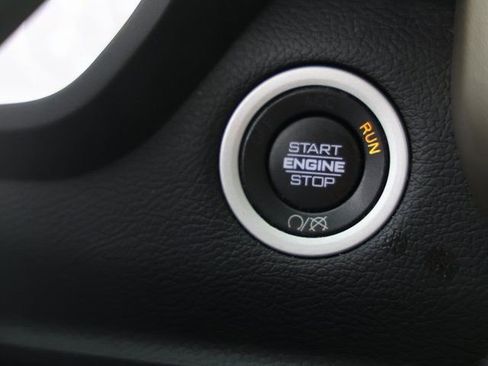 Used 2020 RAM 2500 Laramie image 24