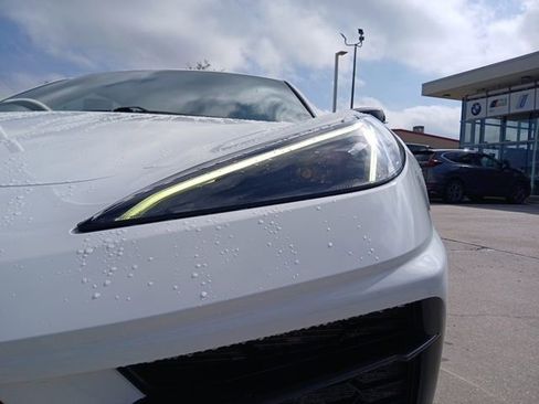 Used 2022 Chevrolet Corvette Stingray Preferred Cpe w/ Z51 Performance Package image 4