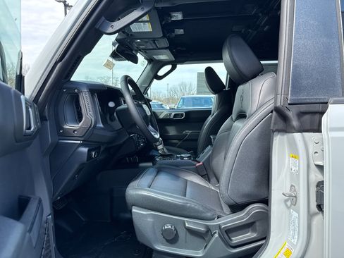 New 2026 Ford Bronco Big Bend w/ Black Diamond Package AWD/4WD image 4