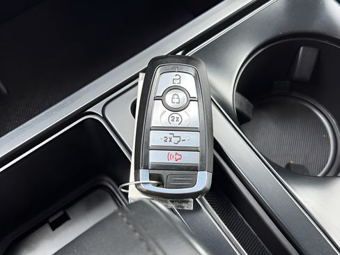Used 2025 Ford F150 Lariat AWD/4WD image 13