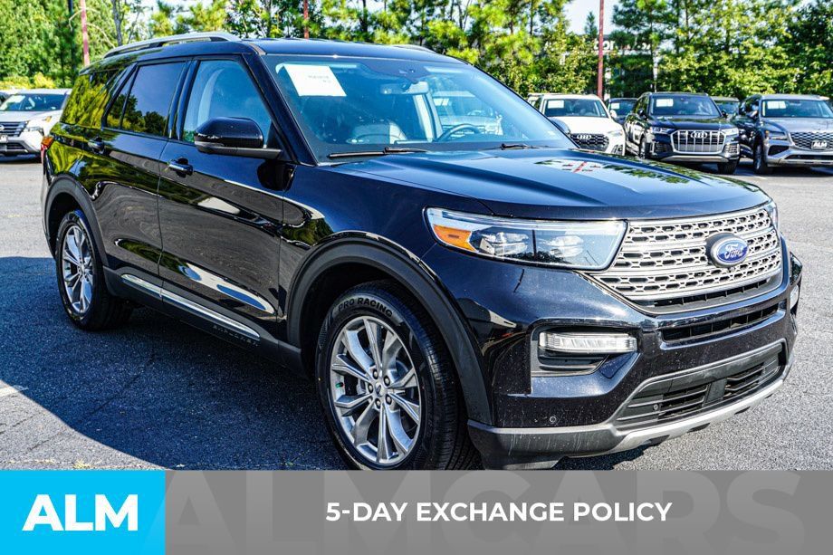 Used 2021 Ford Explorer Limited w/ Equipment Group 301A RWD image 3