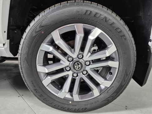 New 2026 Toyota 4Runner Limited AWD/4WD image 11