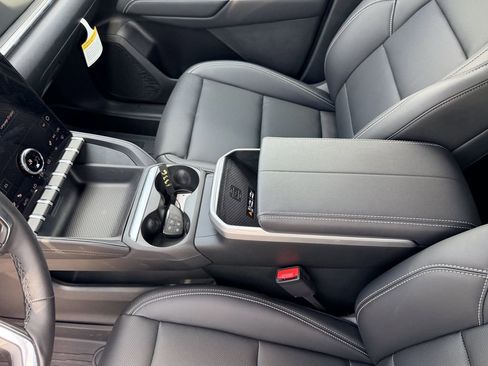 New 2026 GMC Terrain Elevation w/ Elevation Premium Package FWD image 21