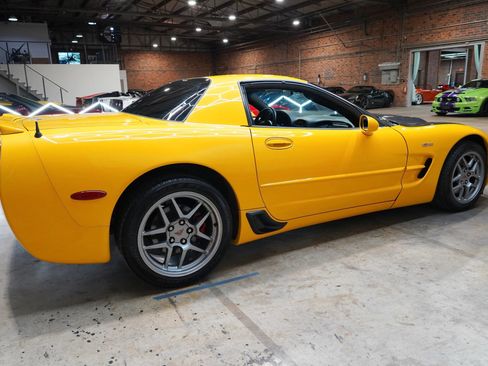 Used 2003 Chevrolet Corvette Z06 w/ Memory Package, 3 Drivers RWD image 14
