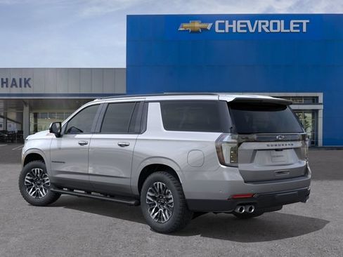 New 2026 Chevrolet Suburban Z71 w/ Comfort Package AWD/4WD image 3