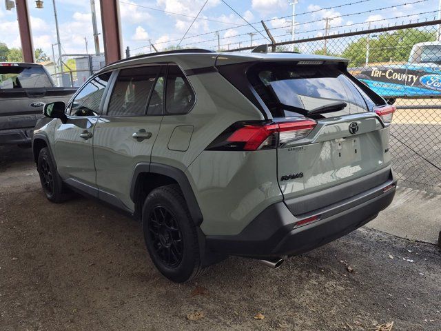 Used 2022 Toyota RAV4 XLE Premium FWD image 6