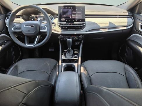 Certified 2023 Jeep Compass Latitude AWD/4WD image 15