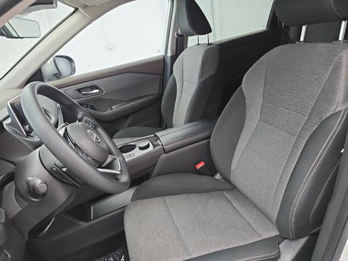 Certified 2023 Nissan Rogue SV AWD/4WD image 14