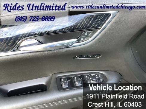 Used 2020 Cadillac XT6 Premium Luxury AWD/4WD image 9