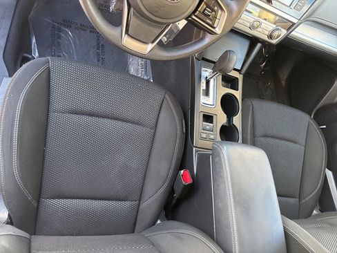 Used 2018 Subaru Outback 2.5i image 15