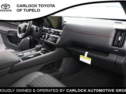 Used 2026 Nissan Pathfinder Rock Creek AWD/4WD image 49