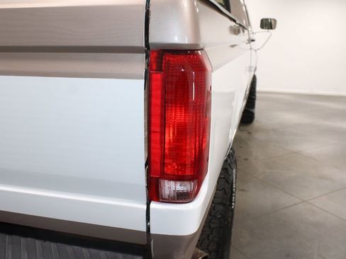 Used 1997 Ford F350 XLT image 14