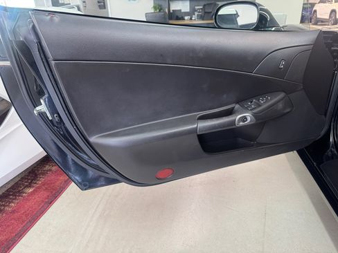 Used 2007 Chevrolet Corvette Coupe image 10