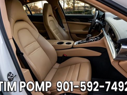 Used 2018 Porsche Panamera 4S image 22