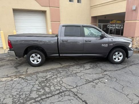 Used 2020 RAM 1500 Classic SLT image 1