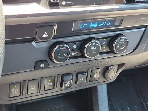 Used 2021 Toyota Tacoma TRD Sport w/ Technology Package RWD image 26