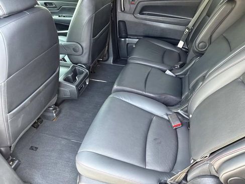 Certified 2024 Honda Odyssey Sport image 12