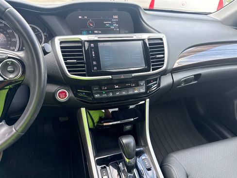 Used 2017 Honda Accord EX-L image 14