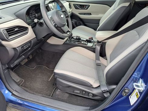 Used 2026 Subaru Forester Premium AWD/4WD image 12