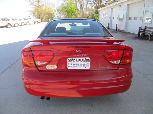 Used 2002 Oldsmobile Alero GL FWD image 5